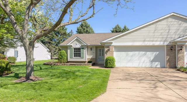 Photo of 925 Hidden Valley Dr, Huron, OH 44839