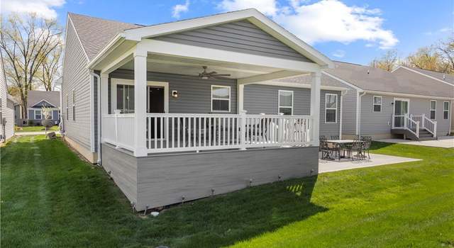 Photo of 160 Eagle Cir, Amherst, OH 44001