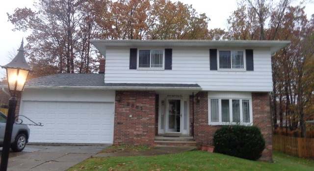 Photo of 3861 Tamarack Dr, Parma, OH 44134