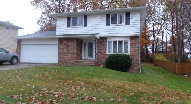 Photo of 3861 Tamarack Dr, Parma, OH 44134