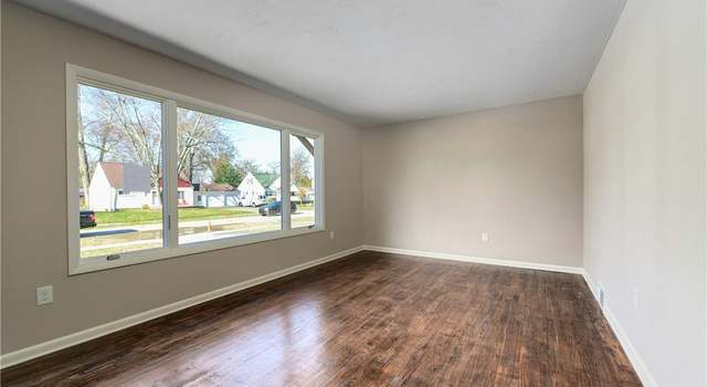 Photo of 225 Berkshire Rd, Avon Lake, OH 44012