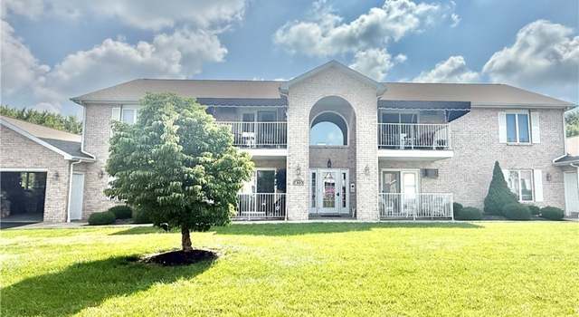 Photo of 873 Auburn Hills Dr #3, Youngstown, OH 44512