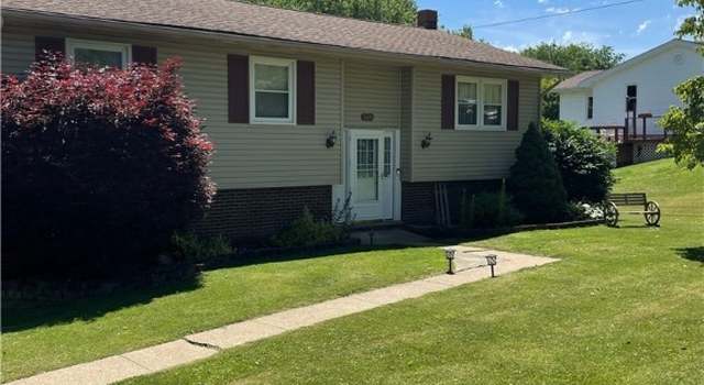 Photo of 16696 Artistic Dr, East Liverpool, OH 43920