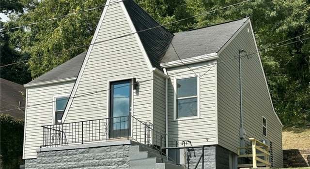 Photo of 398 Ridge Ave, Weirton, WV 26062