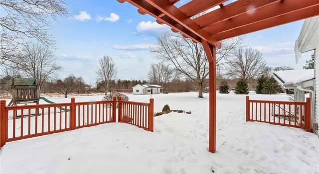 Photo of 2144 W Garfield Rd, Columbiana, OH 44408