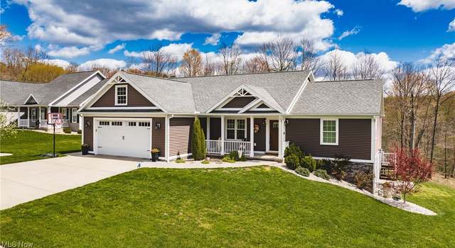 Photo of 280 Summit Dr, Williamstown, WV 26187
