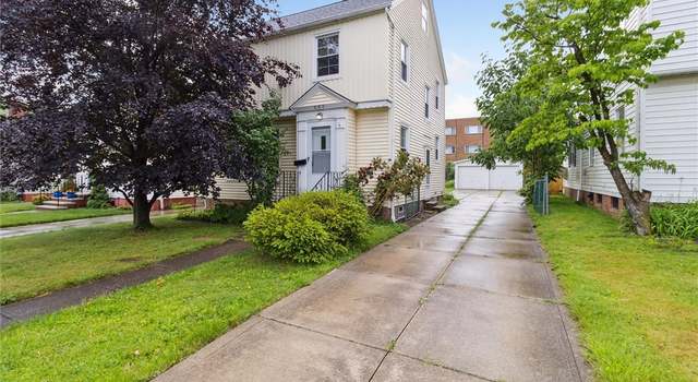 Photo of 897 Quarry Dr, Cleveland Heights, OH 44121