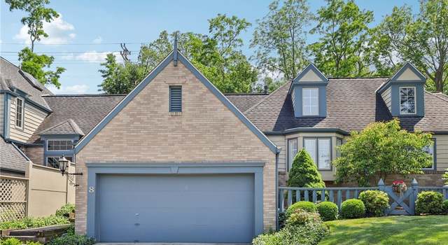 Photo of 8 Baldwin Ln, Rocky River, OH 44116