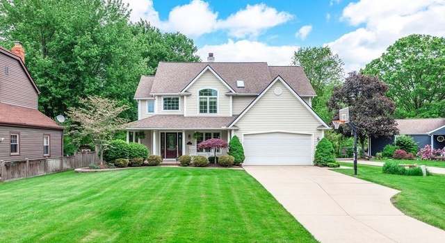 Photo of 635 Brooke Ln, Bay Village, OH 44140
