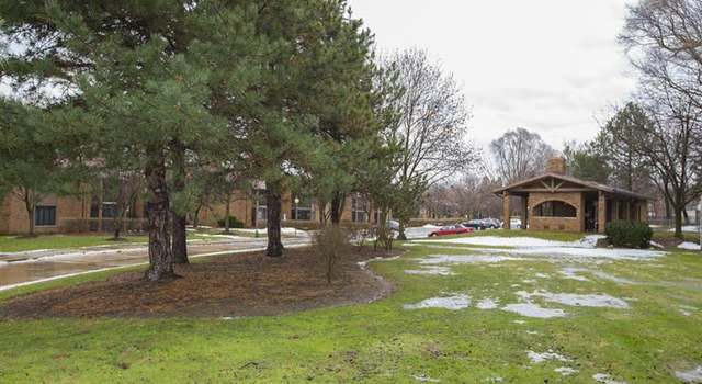 Photo of 22944 Mastick Rd #102, Fairview Park, OH 44126