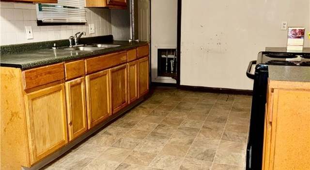 Photo of 1052 Yukon Ave, Akron, OH 44320