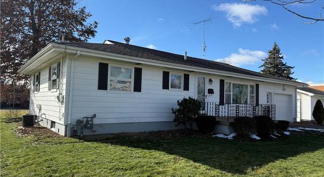 Photo of 1103 Overlook Ave SW, Massillon, OH 44647