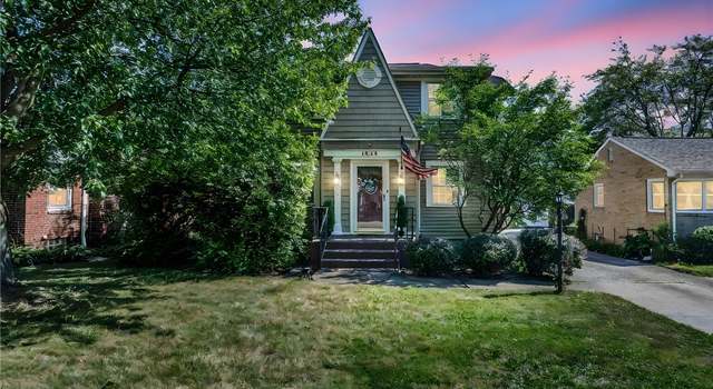 Photo of 1013 Lake Ave NE, Massillon, OH 44646