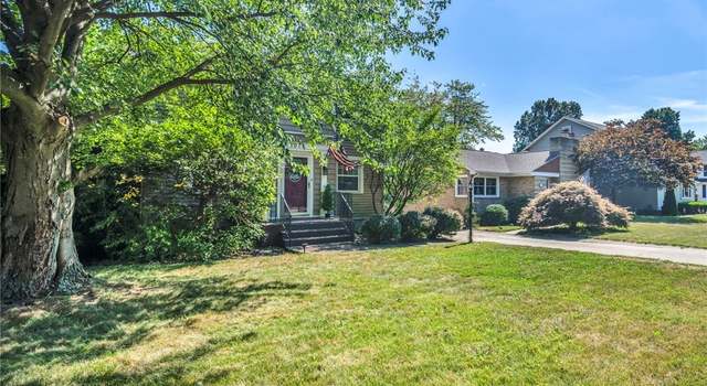 Photo of 1013 Lake Ave NE, Massillon, OH 44646