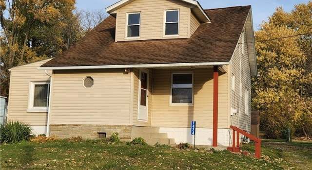Photo of 1424 Stardale Ave SW, Massillon, OH 44646