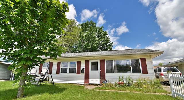 Photo of 2217 Cathy Dr NE, Canton, OH 44705