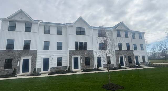 Photo of 5598 Sea Glass Ln Unit B-2, Mentor, OH 44060