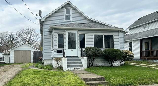 Photo of 32 21st St NW, Barberton, OH 44203