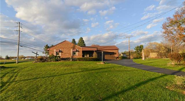 Photo of 5314 New Castle Rd, Lowellville, OH 44436