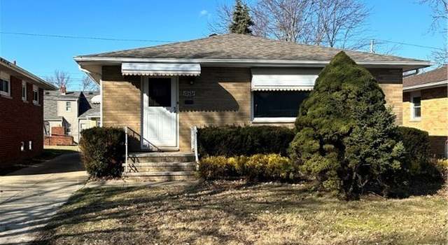 Photo of 13521 Carpenter Rd, Garfield Heights, OH 44125