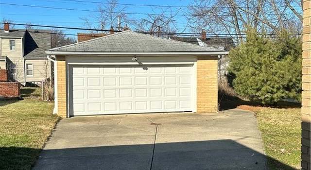 Photo of 13521 Carpenter Rd, Garfield Heights, OH 44125