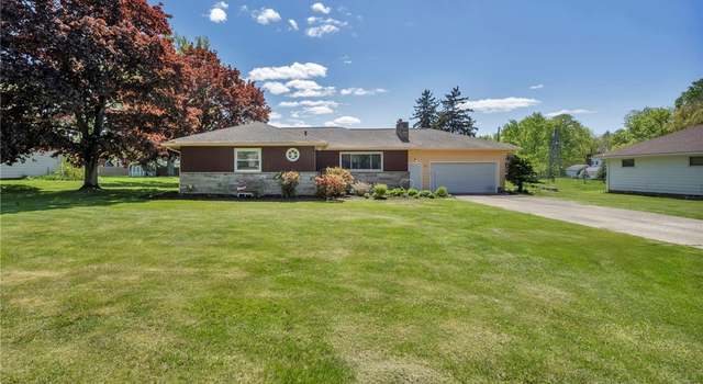 Photo of 58 E Garwood Dr, Tallmadge, OH 44278