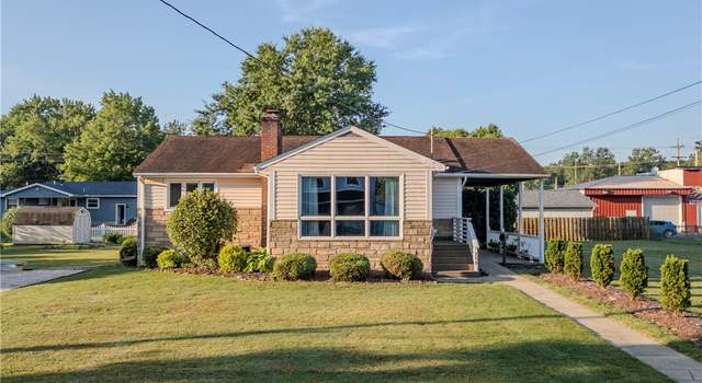 Photo of 228 Superior St, Newton Falls, OH 44444