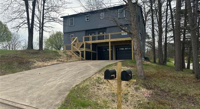 Photo of 1113 Hillcrest St, Parkersburg, WV 26101