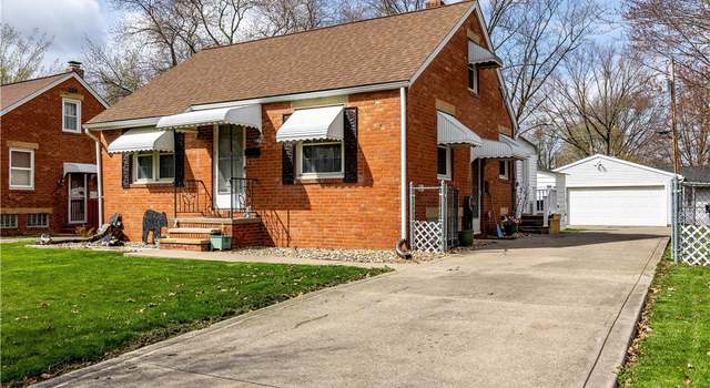 Photo of 158 Lafayette St, Elyria, OH 44035