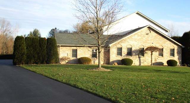 Photo of 3876 Indian Run Dr #2, Canfield, OH 44406
