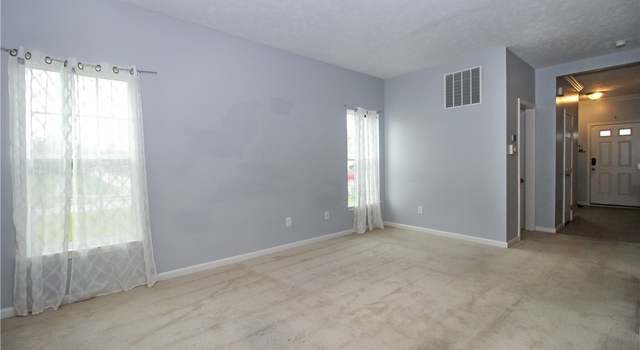 Photo of 101 Yellowstone Ct, Berea, OH 44017