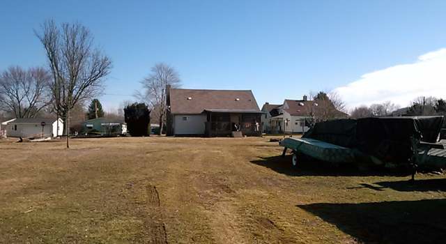 Photo of 320 N Chestnut St, Gnadenhutten, OH 44629