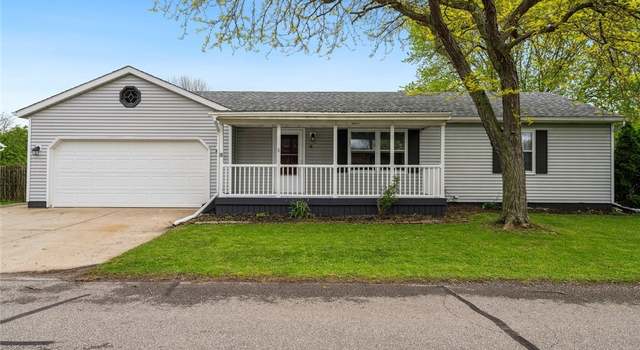 Photo of 18 Lakeview Ct, Lagrange, OH 44050