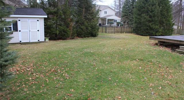 Photo of 33016 Canterbury Rd, Avon Lake, OH 44012
