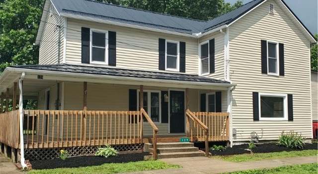 Photo of 129 Stebbins St, Creston, OH 44217