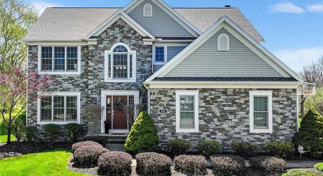 Photo of 845 Stone Hill Oval, Aurora, OH 44202