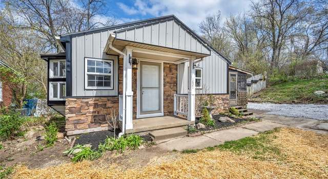 Photo of 1621 Oakmont St NW, Canton, OH 44709