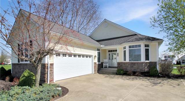Photo of 1239 Catawba Bay Dr, Port Clinton, OH 43452