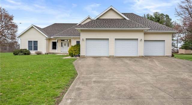 Photo of 65 S Kniffin St, Greenwich, OH 44837