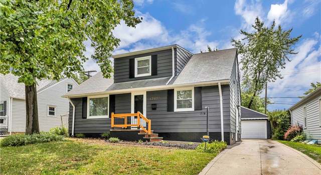 Photo of 6207 Dartworth Dr, Parma, OH 44129