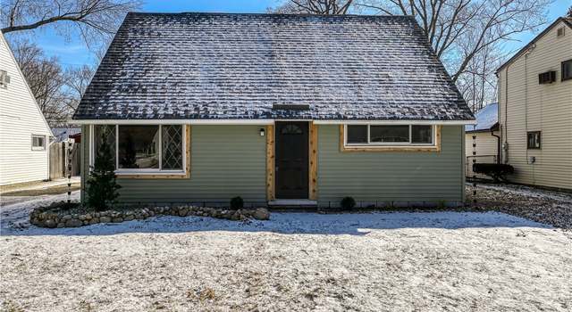 Photo of 1843 Windsor St, Cuyahoga Falls, OH 44221