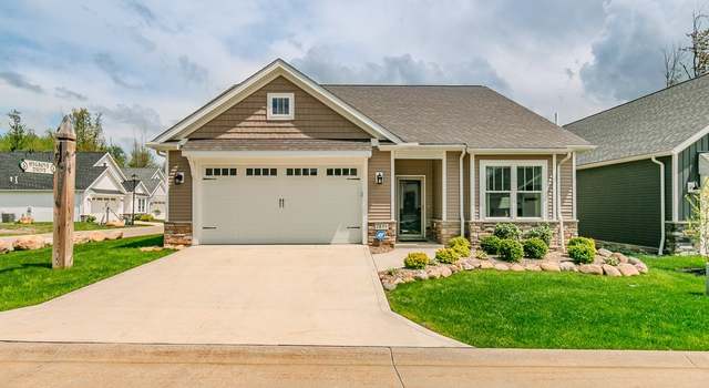 Photo of 7895 Fox Hunter Ln, Concord, OH 44077