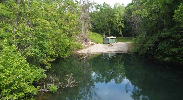 Photo of 21500 Putney Ridge Rd, Salesville, OH 43778