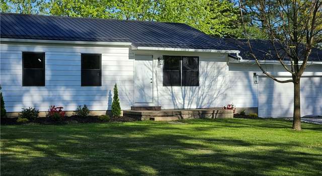 Photo of 65 Park St, Marshallville, OH 44645