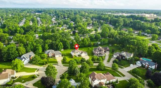 Photo of 5330 Charles Pl, Highland Heights, OH 44143