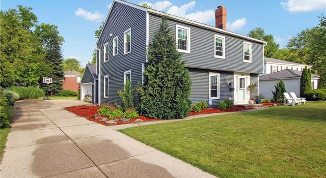 Photo of 1325 Queen Annes Gate, Westlake, OH 44145
