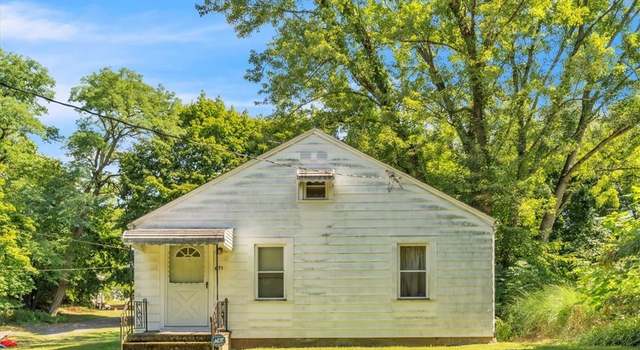 Photo of 671 Selzer St, Akron, OH 44310