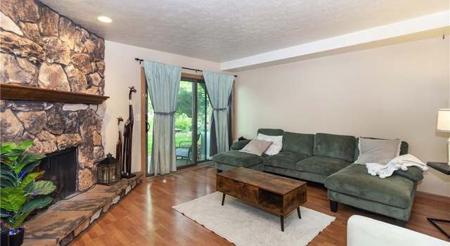 Photo of 80 Landings Way, Avon Lake, OH 44012