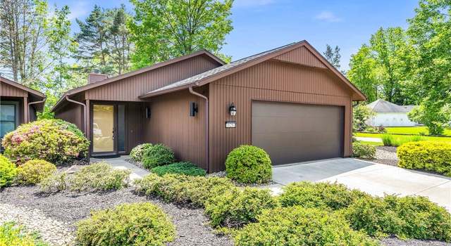 Photo of 18291 Glencreek Ln, Strongsville, OH 44136