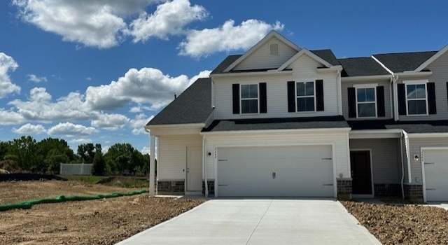Photo of 2664 Gala Rd NE, Louisville, OH 44641